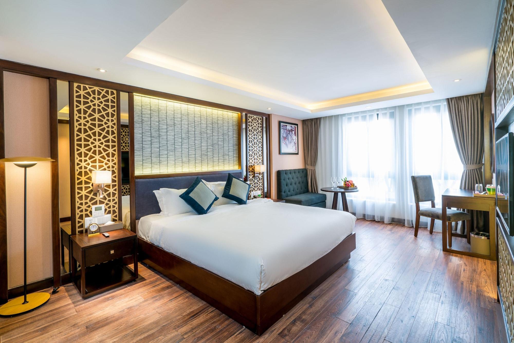 Conifer Grand Hotel Ханой Екстериор снимка