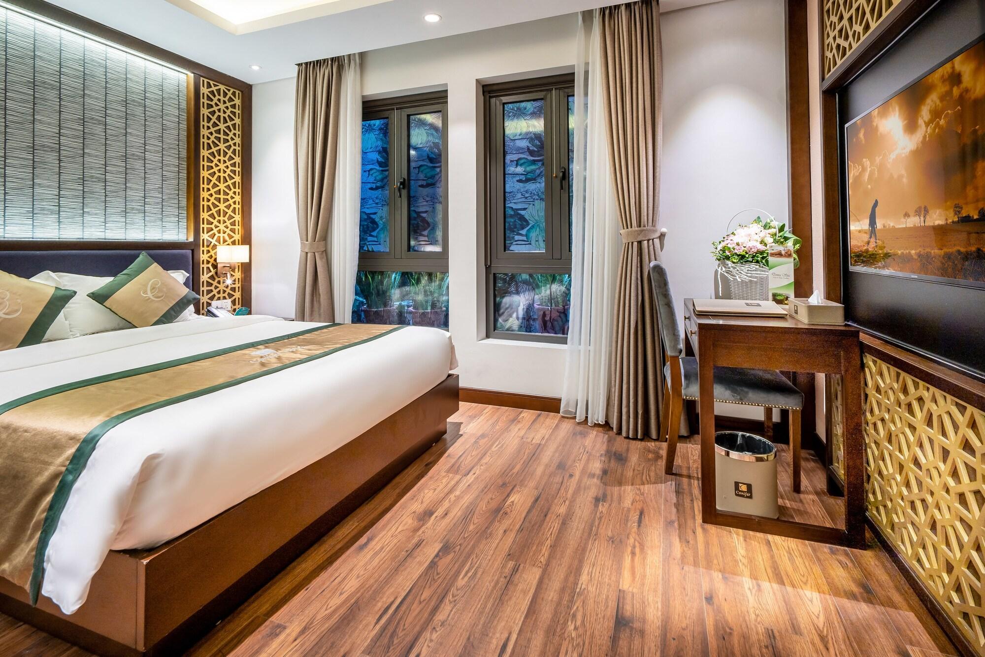 Conifer Grand Hotel Ханой Екстериор снимка