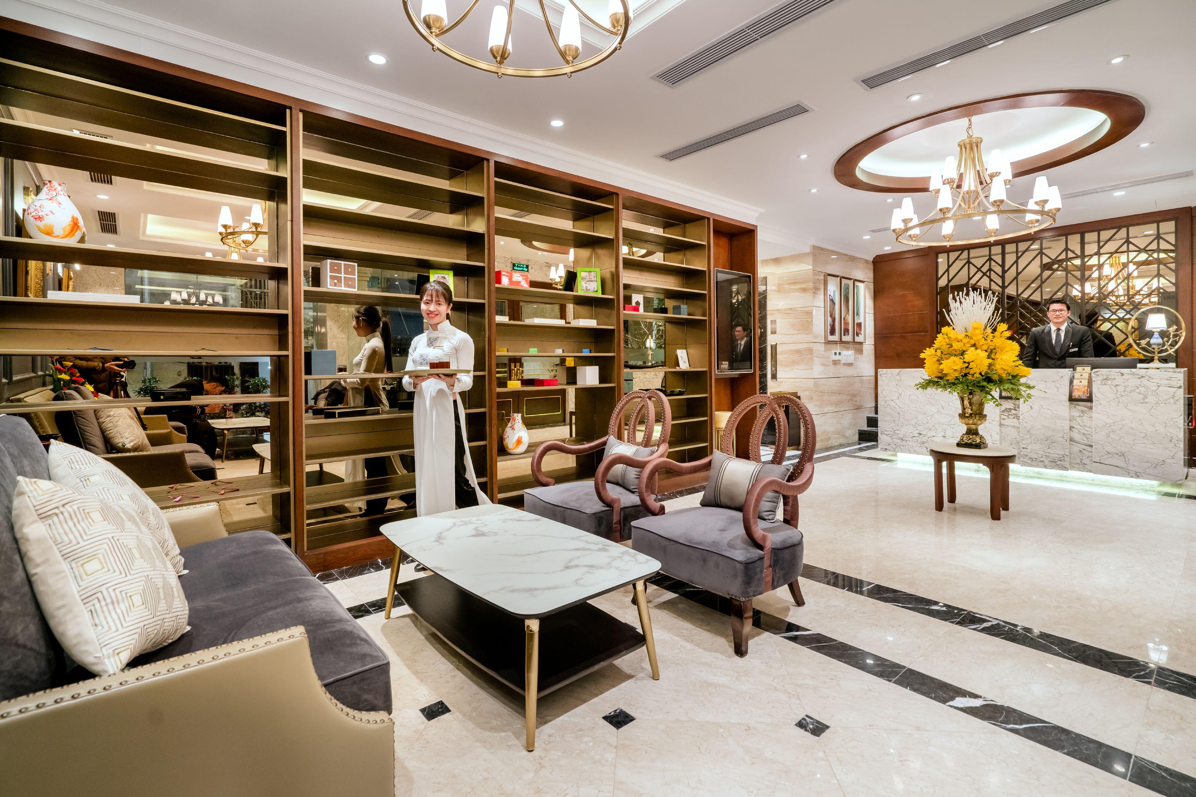 Conifer Grand Hotel Ханой Екстериор снимка