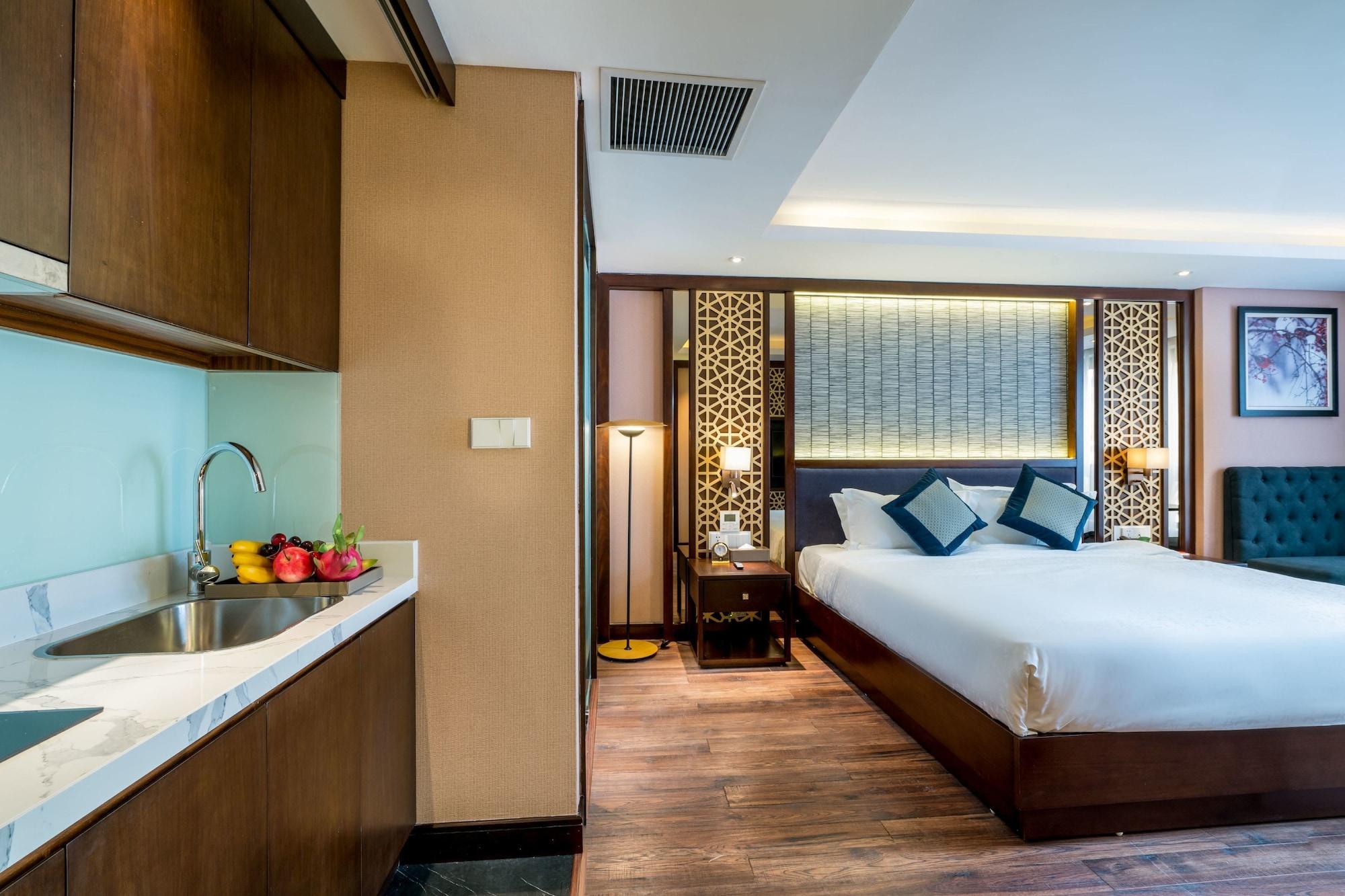 Conifer Grand Hotel Ханой Екстериор снимка