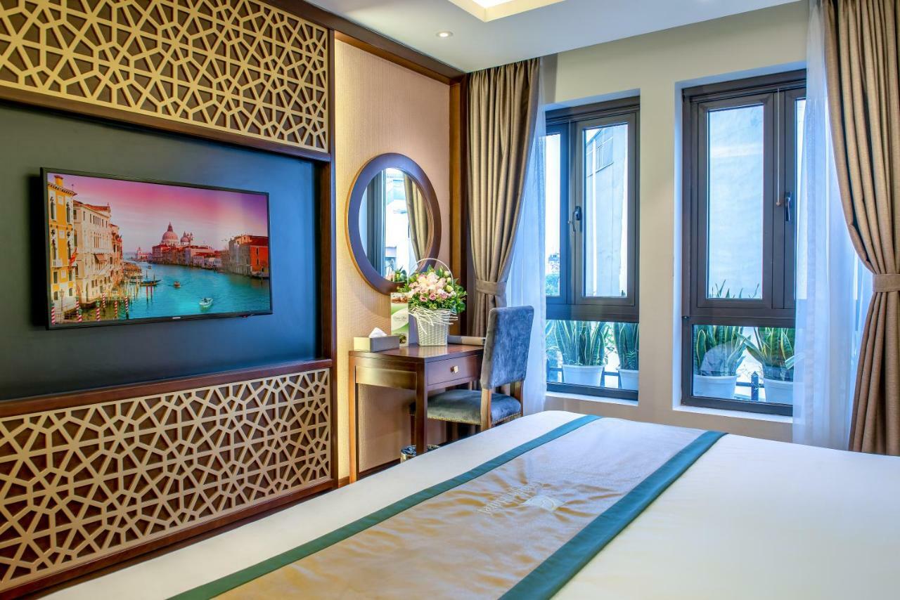 Conifer Grand Hotel Ханой Екстериор снимка